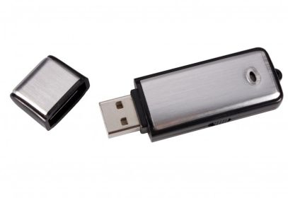 USB FLASH DRIVE AND VOICE RECORDER 8GB - REDUCED PRICING!